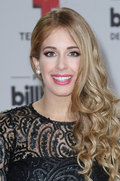 Carmen Aub